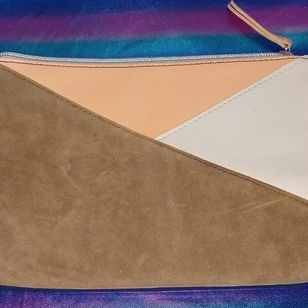 Large Multi-Color Ipsy Makeup Bag - Picture 2 of 3